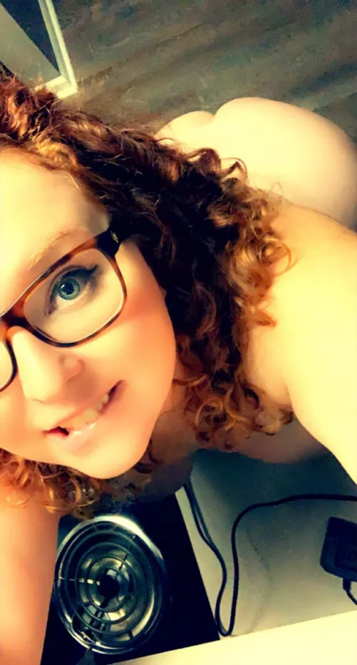 It gets hot in my kitchen by RedOnTheHead333