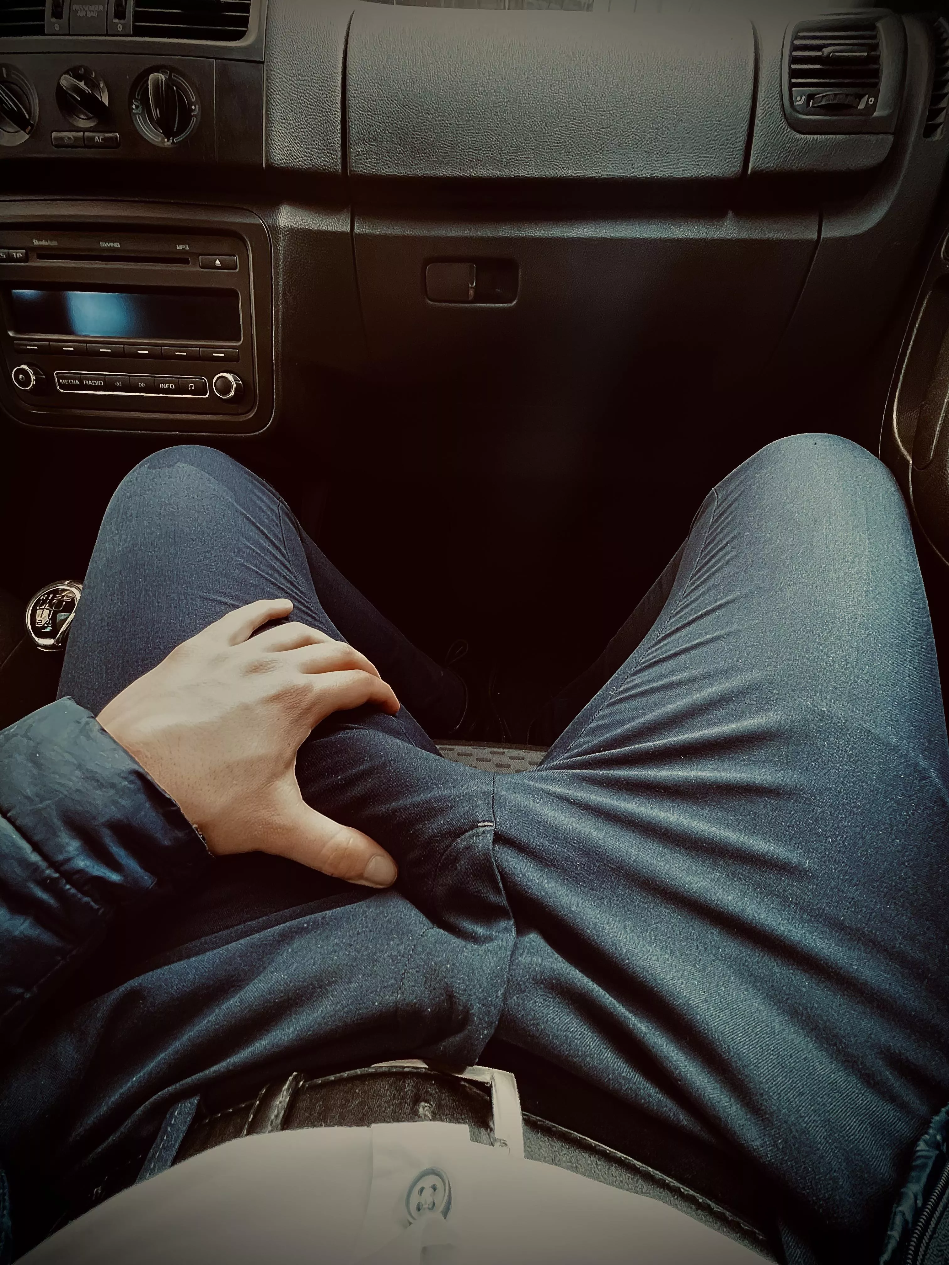 It looks like we gonna turn left posted by TheManOnSuit1