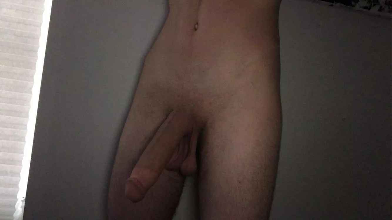 it only gets bigger posted by djcjsbsbsbbfsnsk