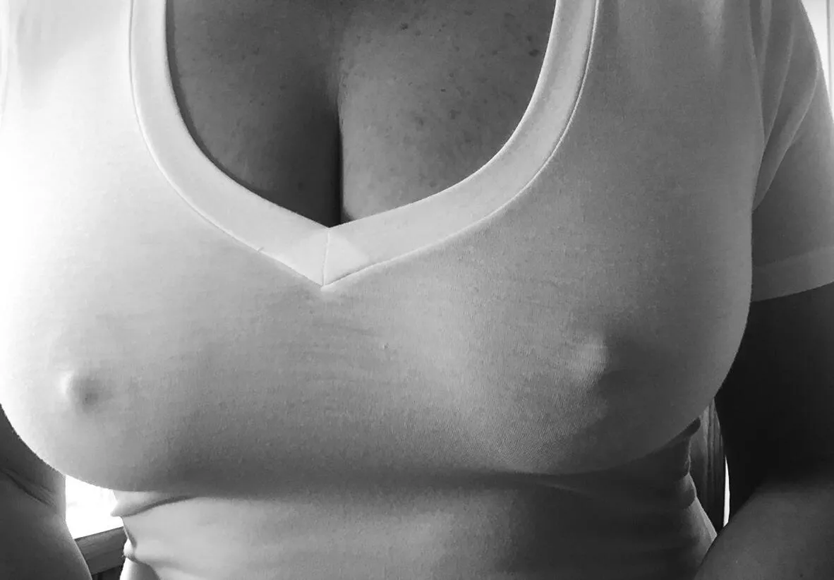 It snowed this morning! Doesn’t mean I have to wear a bra. posted by cowsinaplane