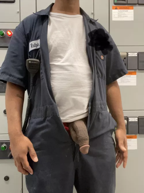 It sucks working weekends cum cheer me up by Jor235