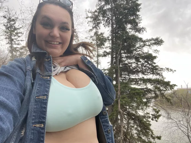 It was a bit chilly, could you tell? [f] by alyssacarter97