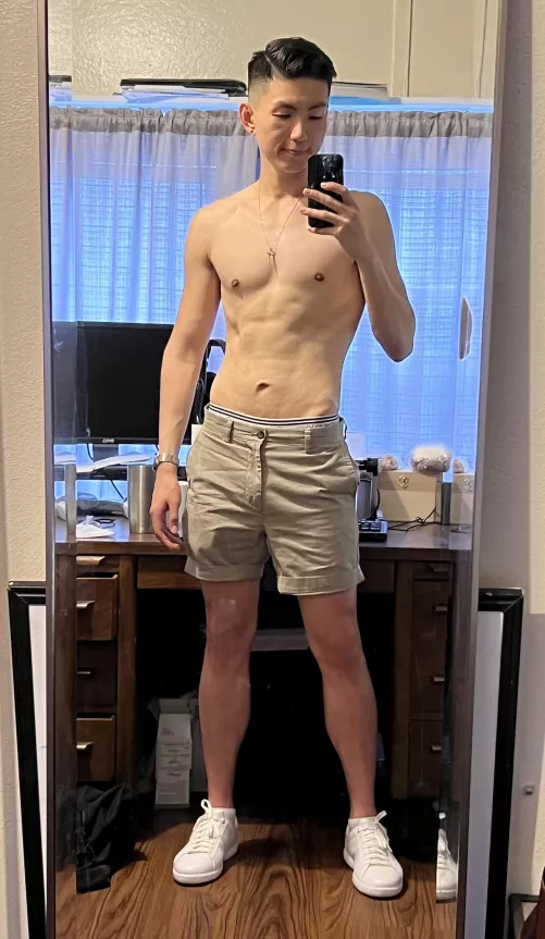 It was hot out today… trying to make it hot inside too :p by jh_s96