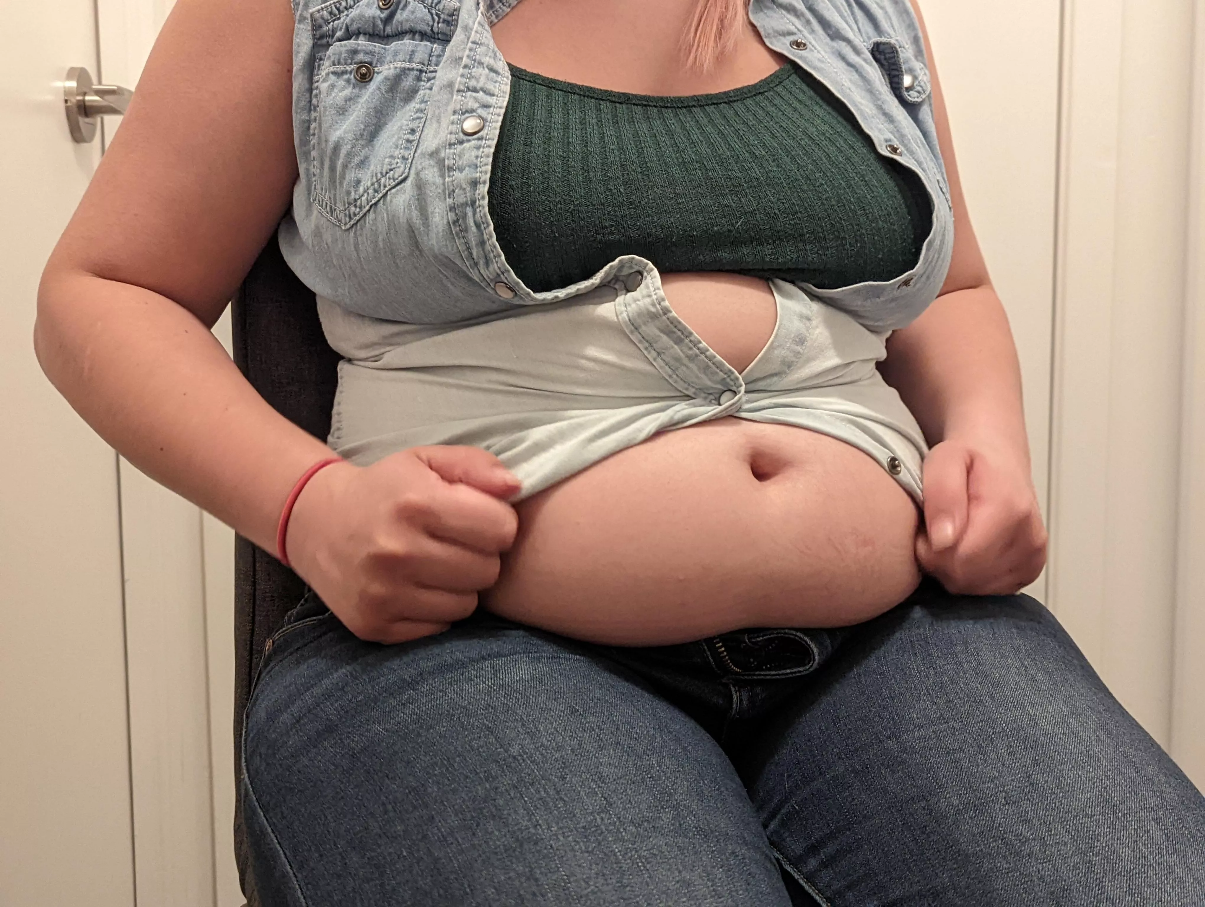 It would appear I've developed a pot. 👀 posted by AGirlWhoLyks2Eat