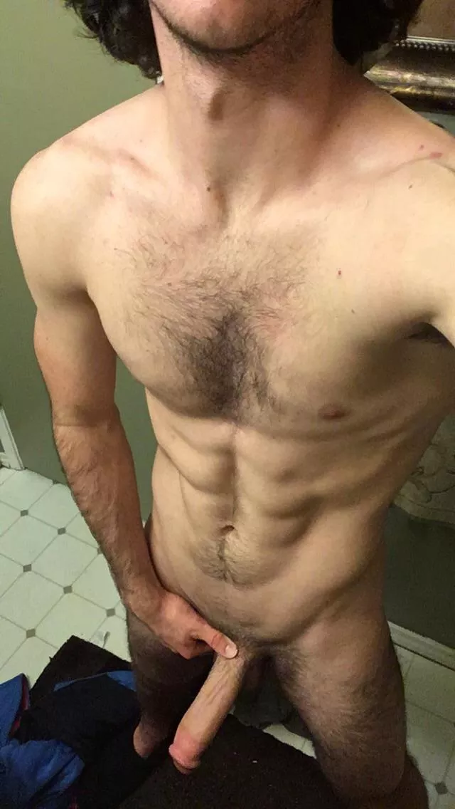 Italian Stallion🐴🥚🥚🍆 posted by _Joebagadonuts_