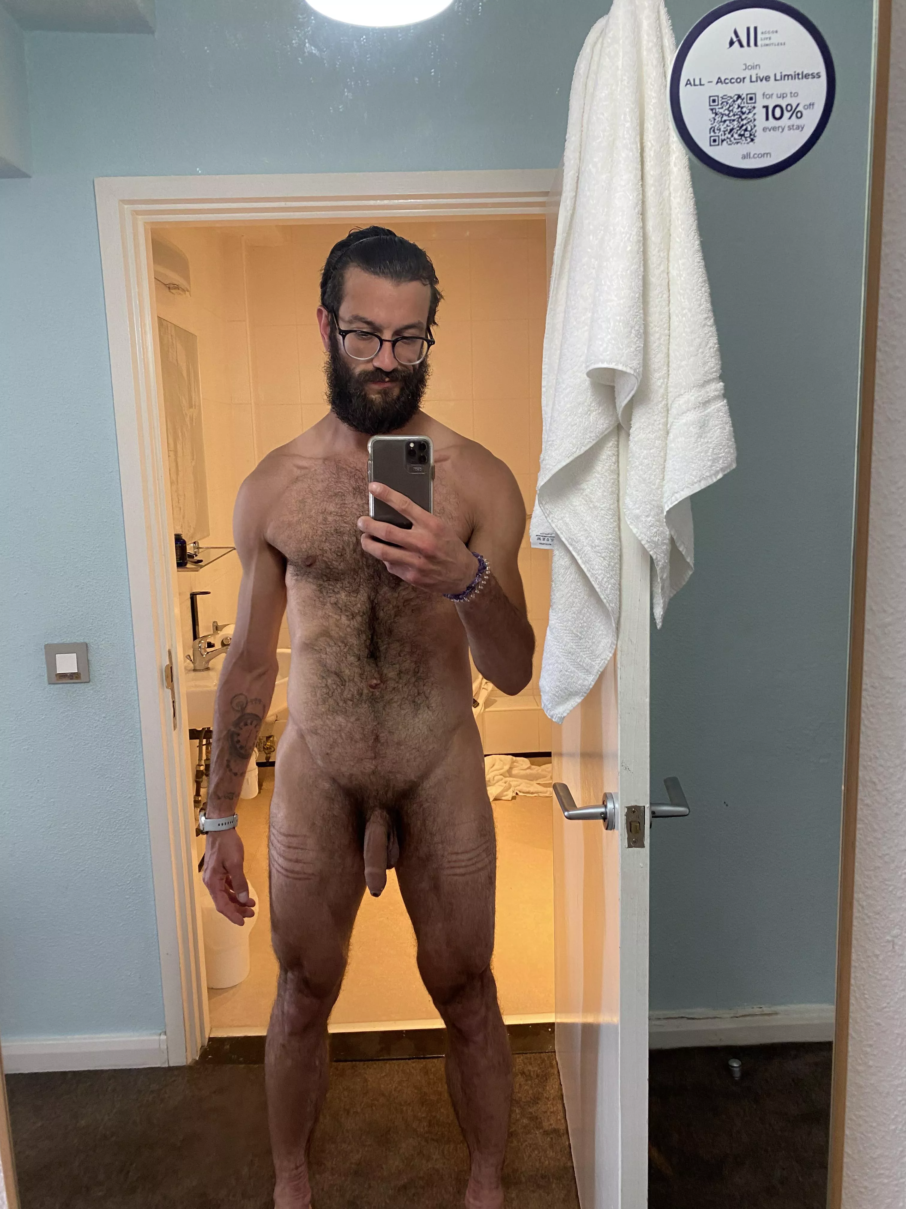 It’d be rude not to use the hotel mirror posted by icoulddowithaname