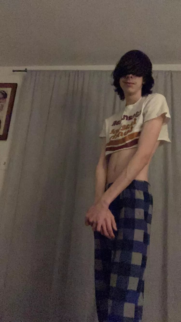It’s 5 am what time is it for you guys posted by RandomFemboy310
