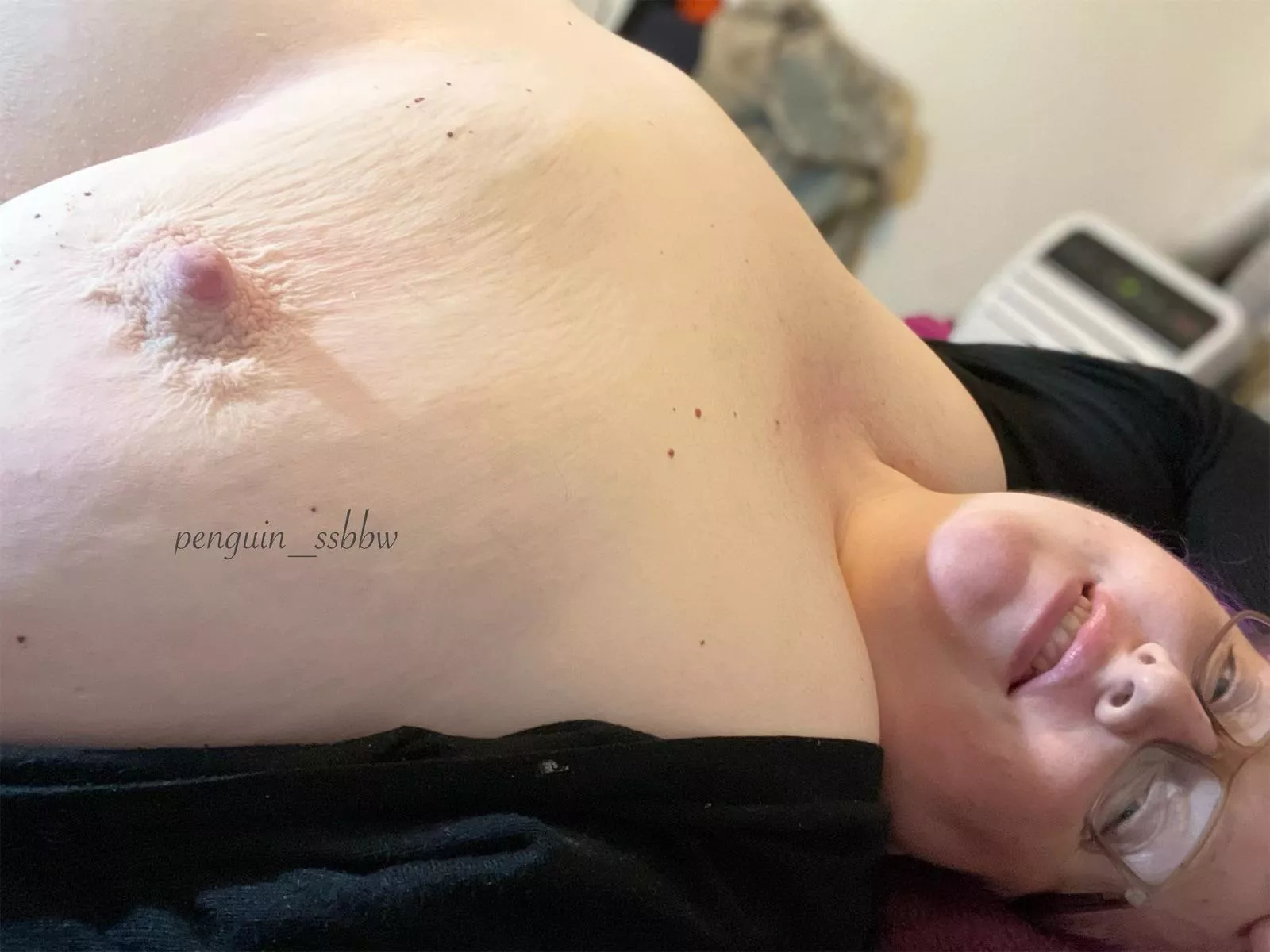 It’s a bit nippy in here 😏 posted by penguin_ssbbw