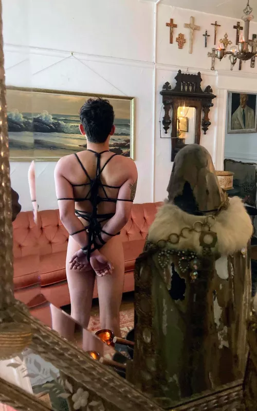 It's a bit of a busy image, but maybe someone will feel inspired by libran_instinct