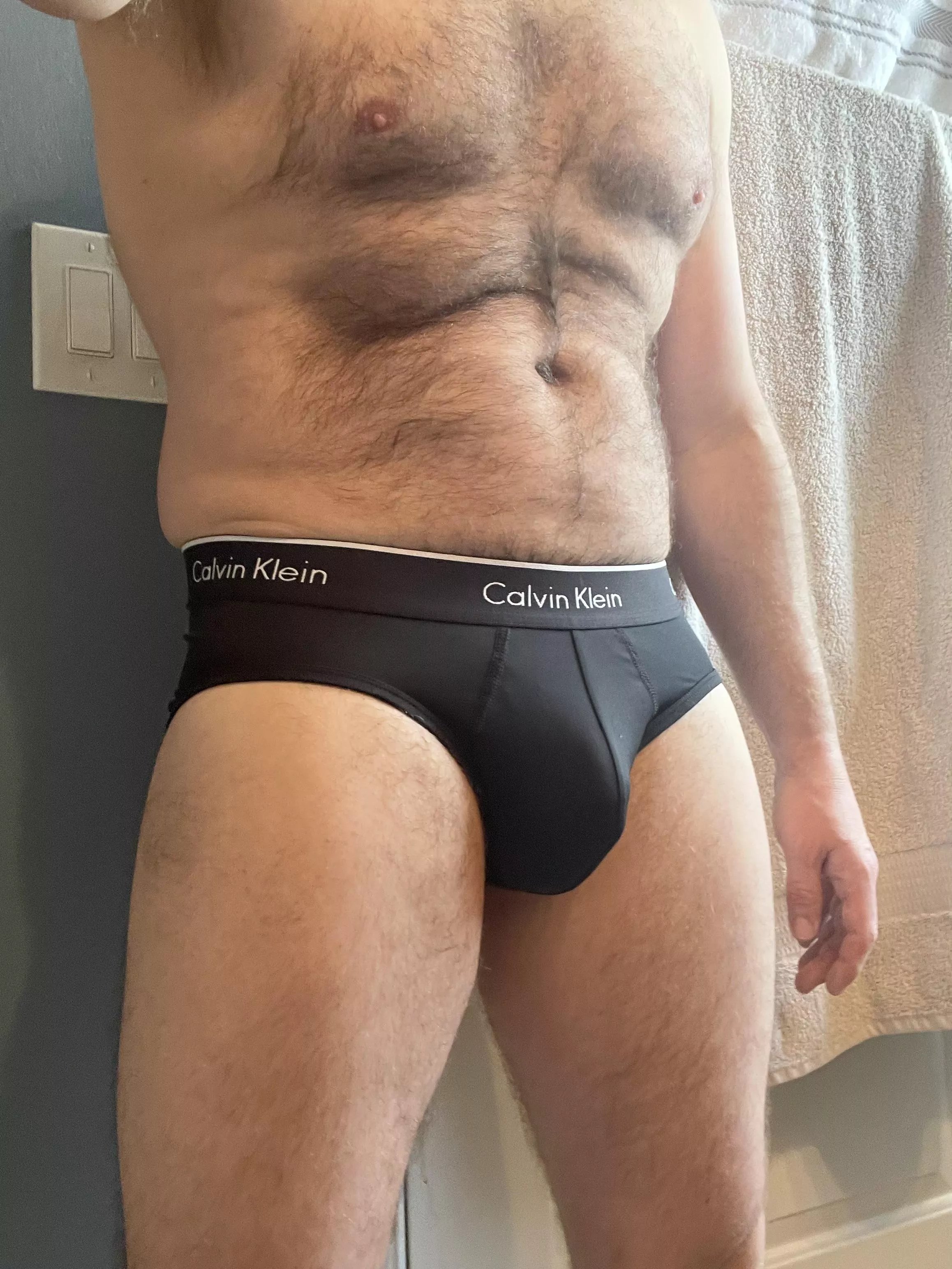 It’s a Calvin kinda night, enjoy the view. posted by Turbulent-Estimate62
