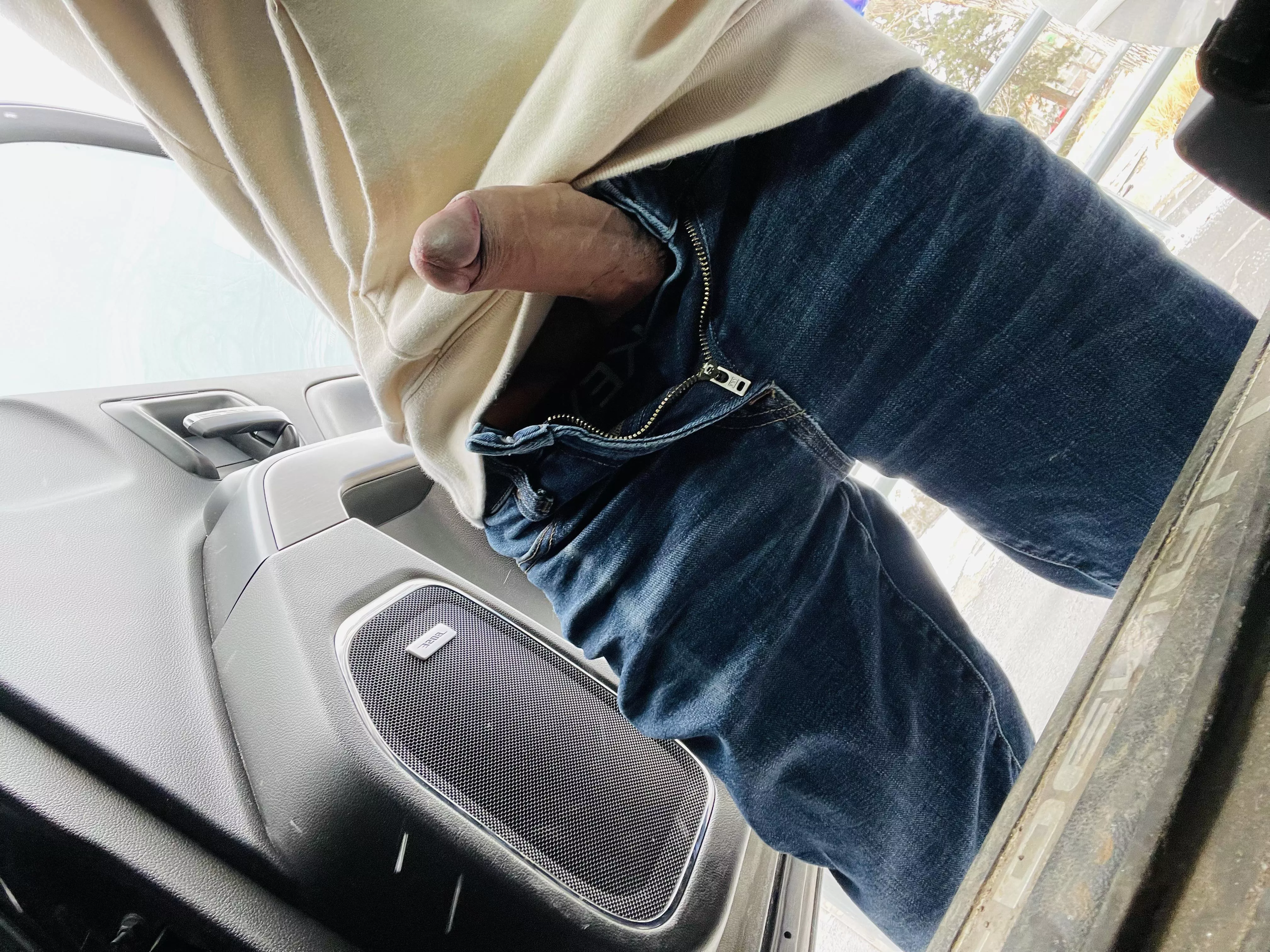 It’s a little cold out but whatever lol 🍆 posted by averageguuuy2