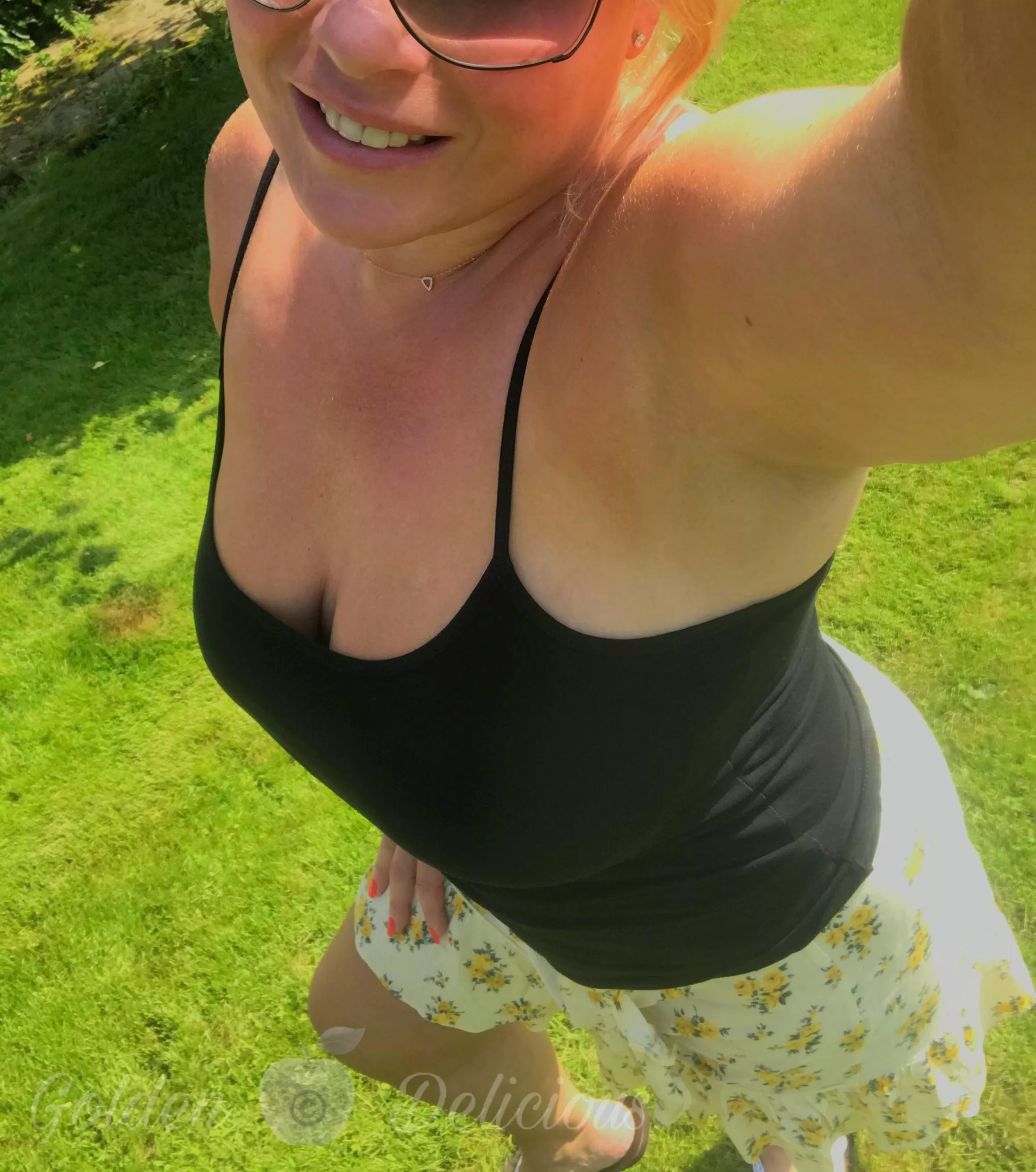 It's a no underwear kind of day 🍏 posted by Golden_-Delicious