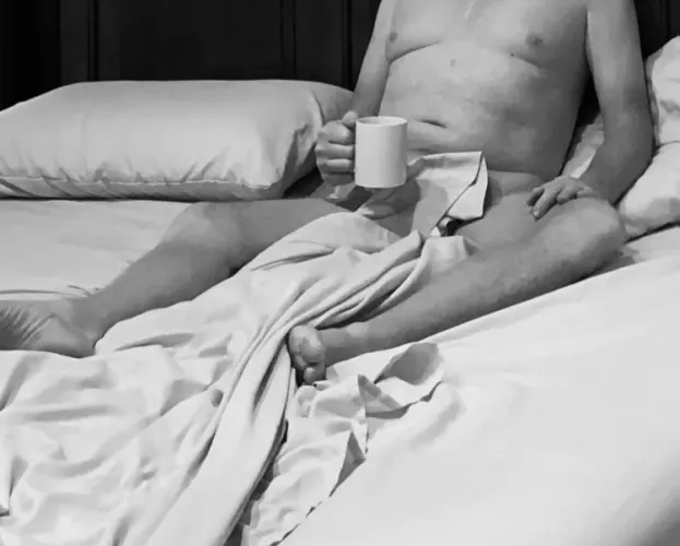 It’s a stay in bed kind of morning. by curtsaccount