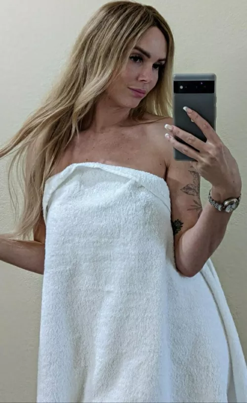 It's a summer thing by sheissodevinee