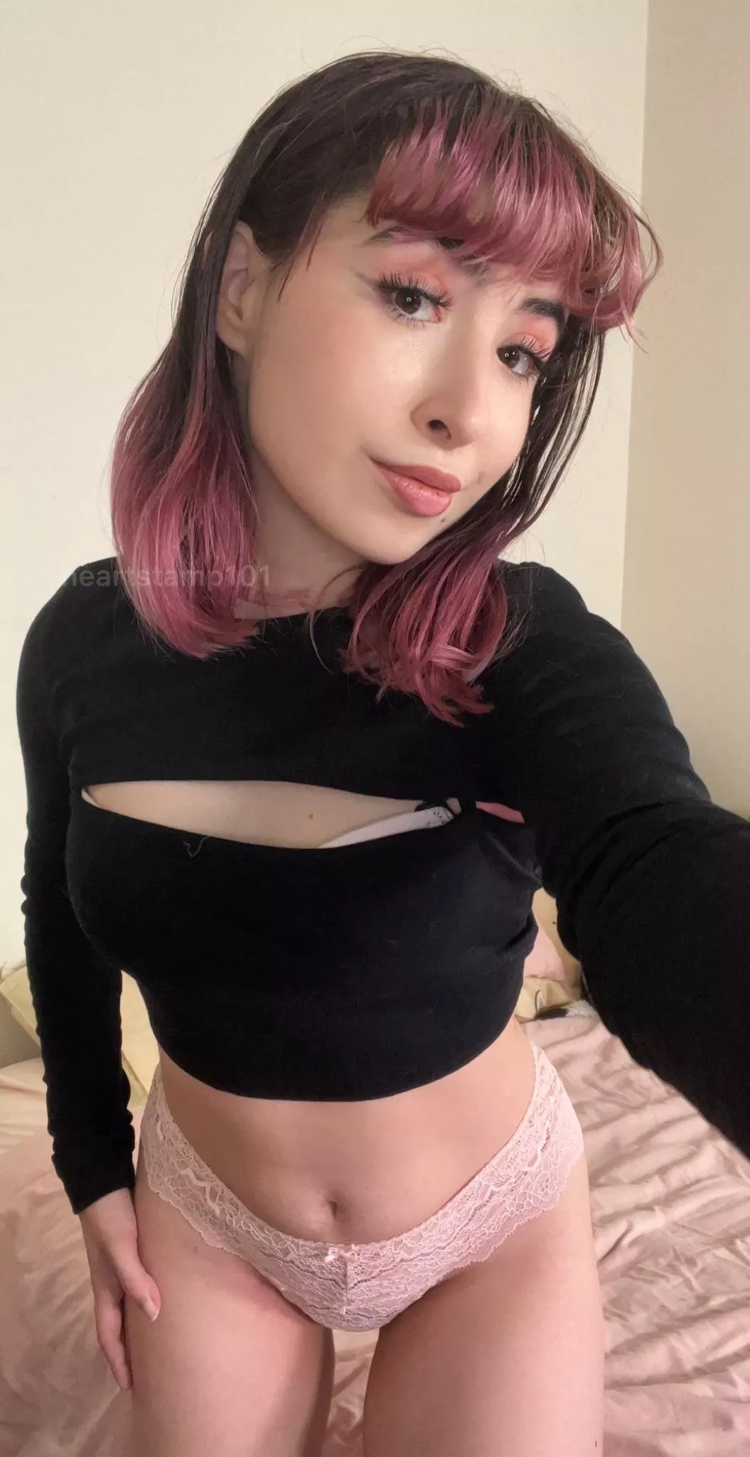 it’s a wine and pink panty kind of night tonight [F] posted by heartstamp101