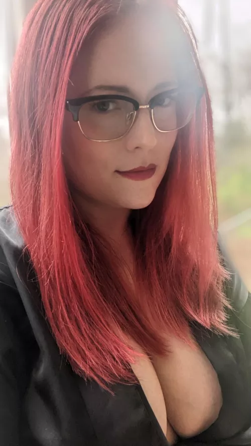 it's almost Friday 🥳🖤 by CRVY_MLF