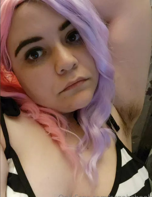 It's been awhile since I've uploaded an actual selfie to here :0 by scoobsboob