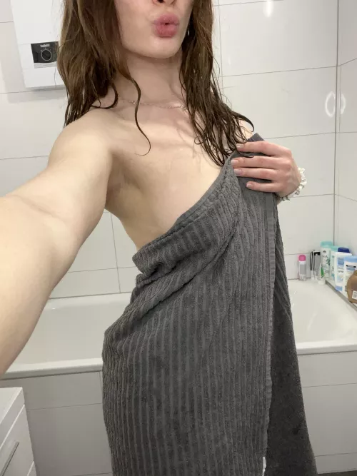 its feel so refreshing to to get a cold shower after long gym workout by Emilyscott03