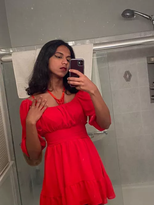 It’s finally warm enough to wear this dress 😍 by Antique_Specific_872