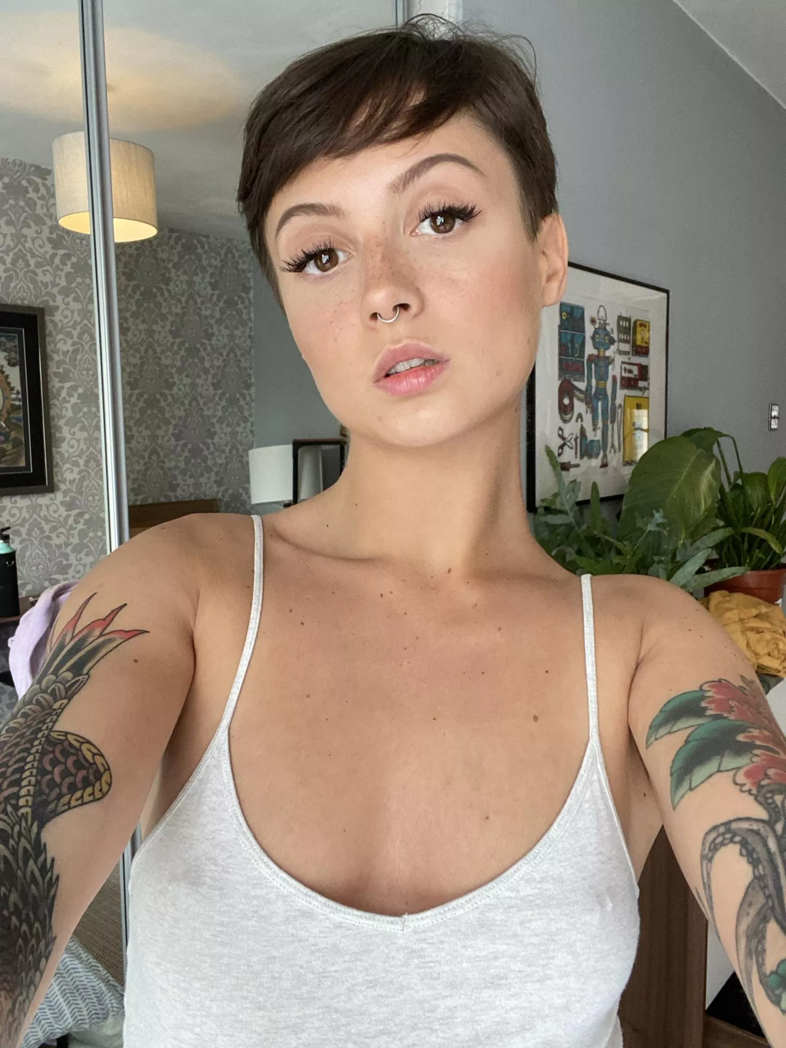 It's free-the-nipple season here in the UK! posted by daisydares