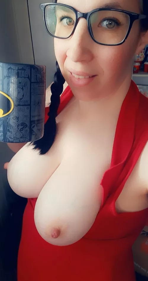 It's Fuck Me Friday. While I finish my coffee, you decide where we should start 😉 by Aussiemilf2046