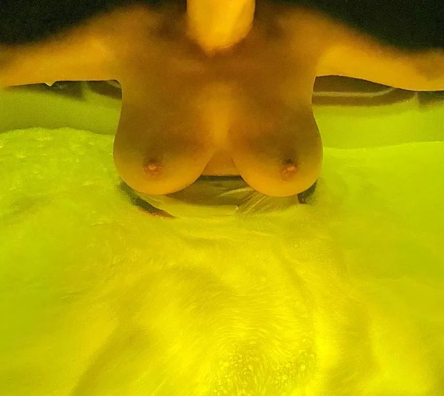 It’s hot tub time! Who wants to join me? 😉 posted by Sw-D