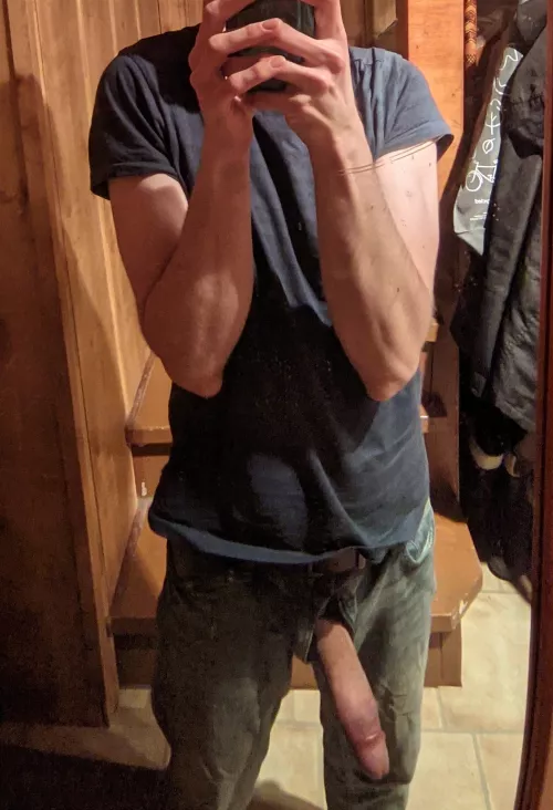 It's more comfortable this way by AnthonyEgg420