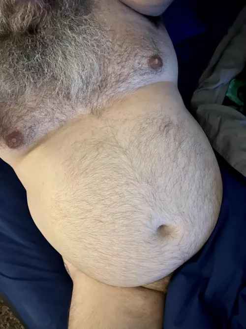 it’s my birthday today. this is my belly. dm for chat if you want by belly-bum