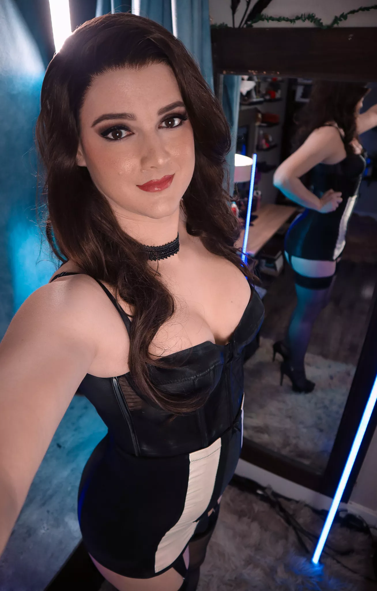 It's pretty hot being able to make the sexy vixen in the mirror do whatever I want now 😈 posted by AlsoAshley