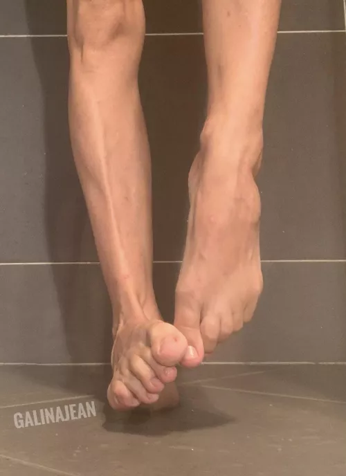 It’s so good my toes curl. by galinajean