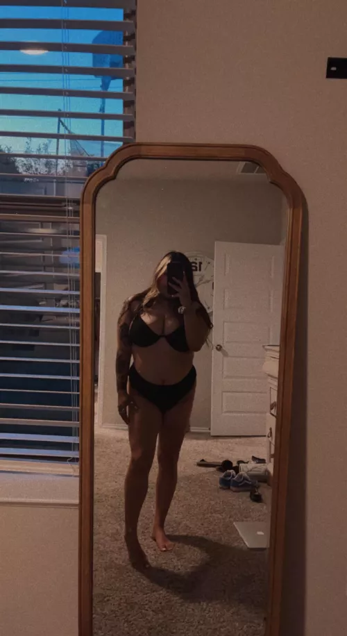 It’s so hard to find a top that fits 🙁 by baixxx_