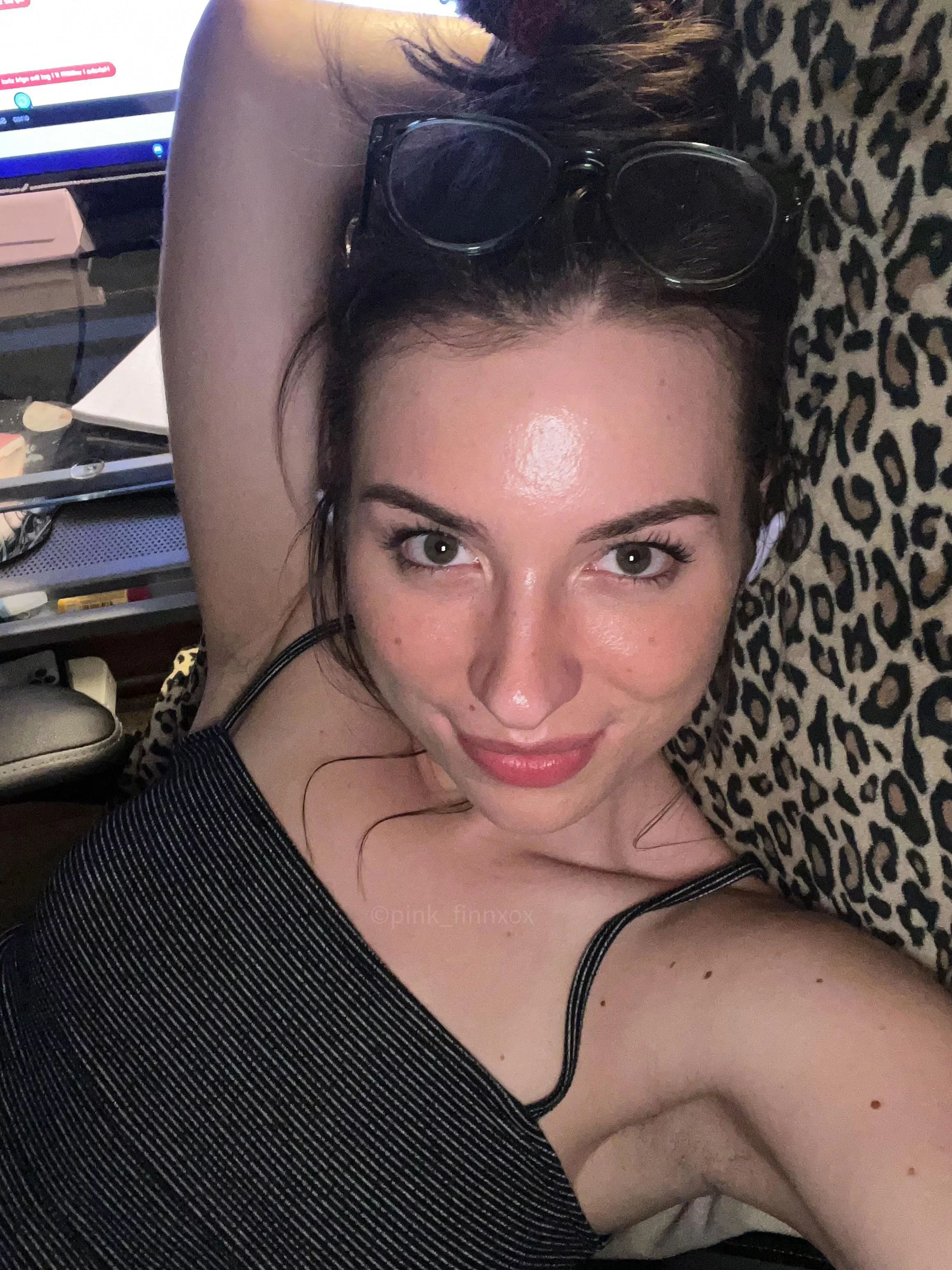 It’s so hot outside [f] posted by Pink_finnxox