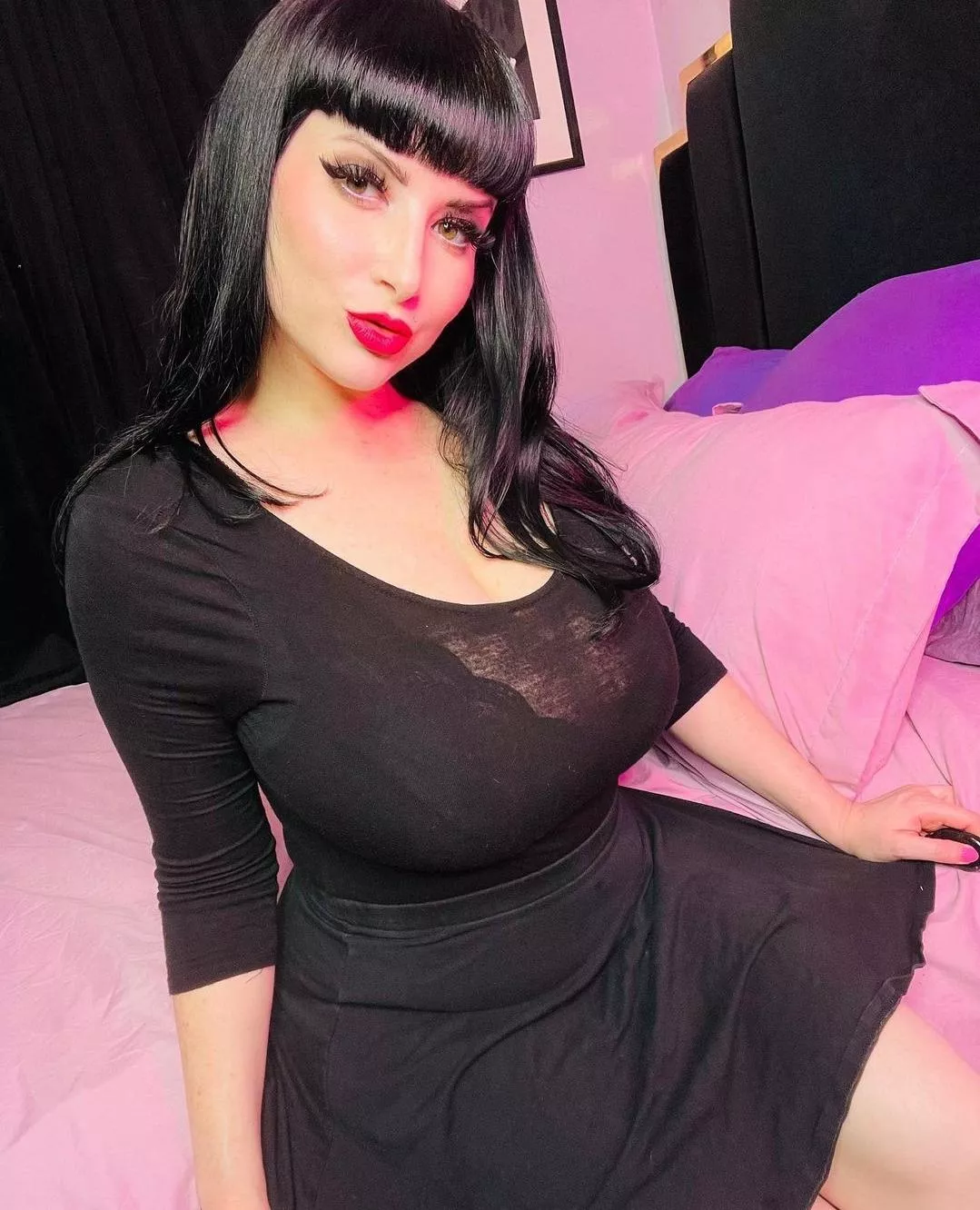 it's the bangs for me posted by Lev-Parnas