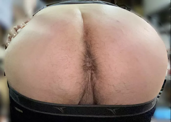 It’s tight. Trust me. by mytaintwastoight