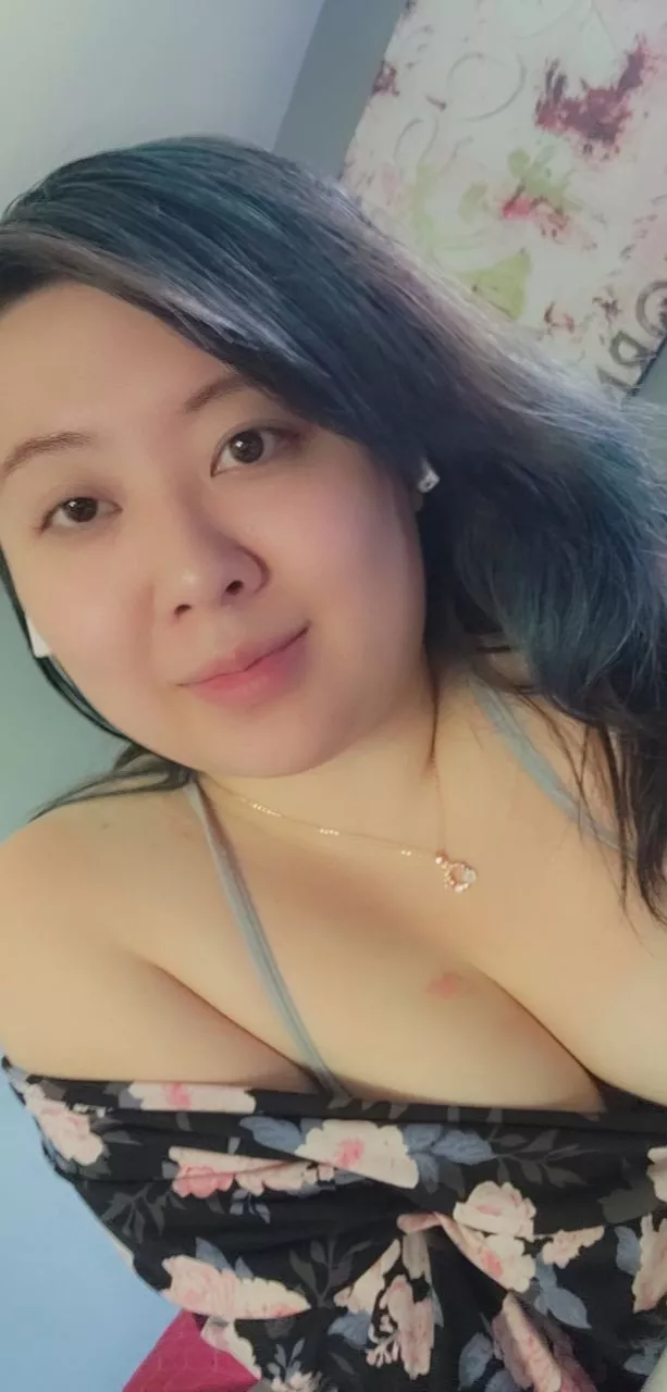 it's time to wake up sweetie posted by gentlelilypad