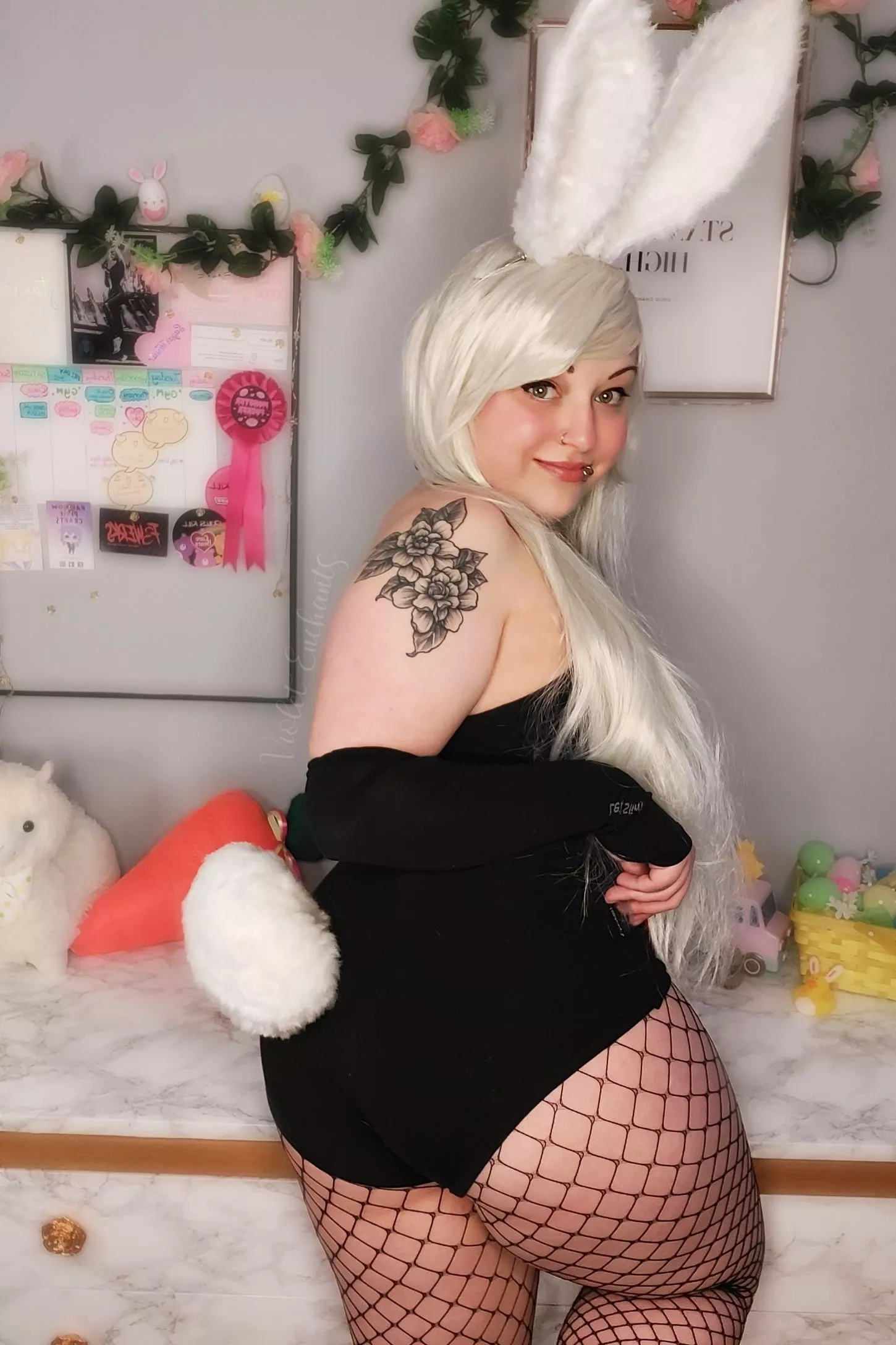 It's Wabbit Season 🐰🥕 posted by Princess_Starlett