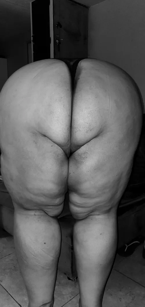 I've been a bad girl, spank me 😈 by SallySkellington1328