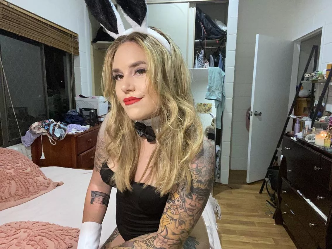 I’ve been a naughty bunny! posted by Blossomsbootyx