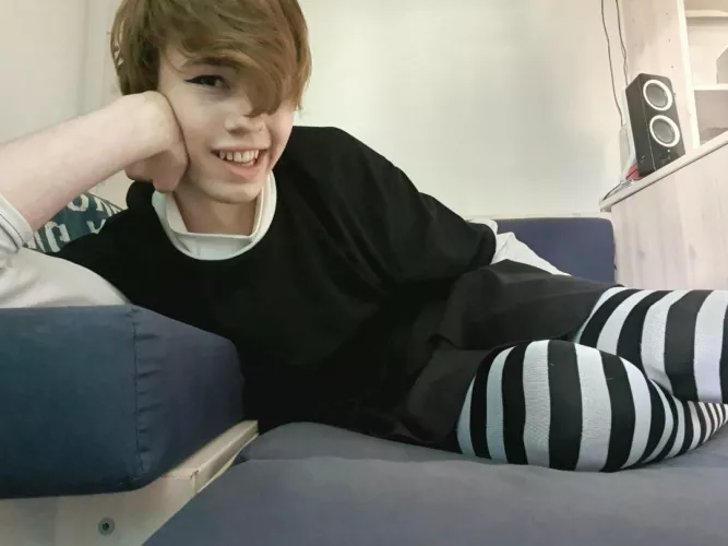 ive been practicing eyeliner, really love how fem it makes me by Femboy_pfp