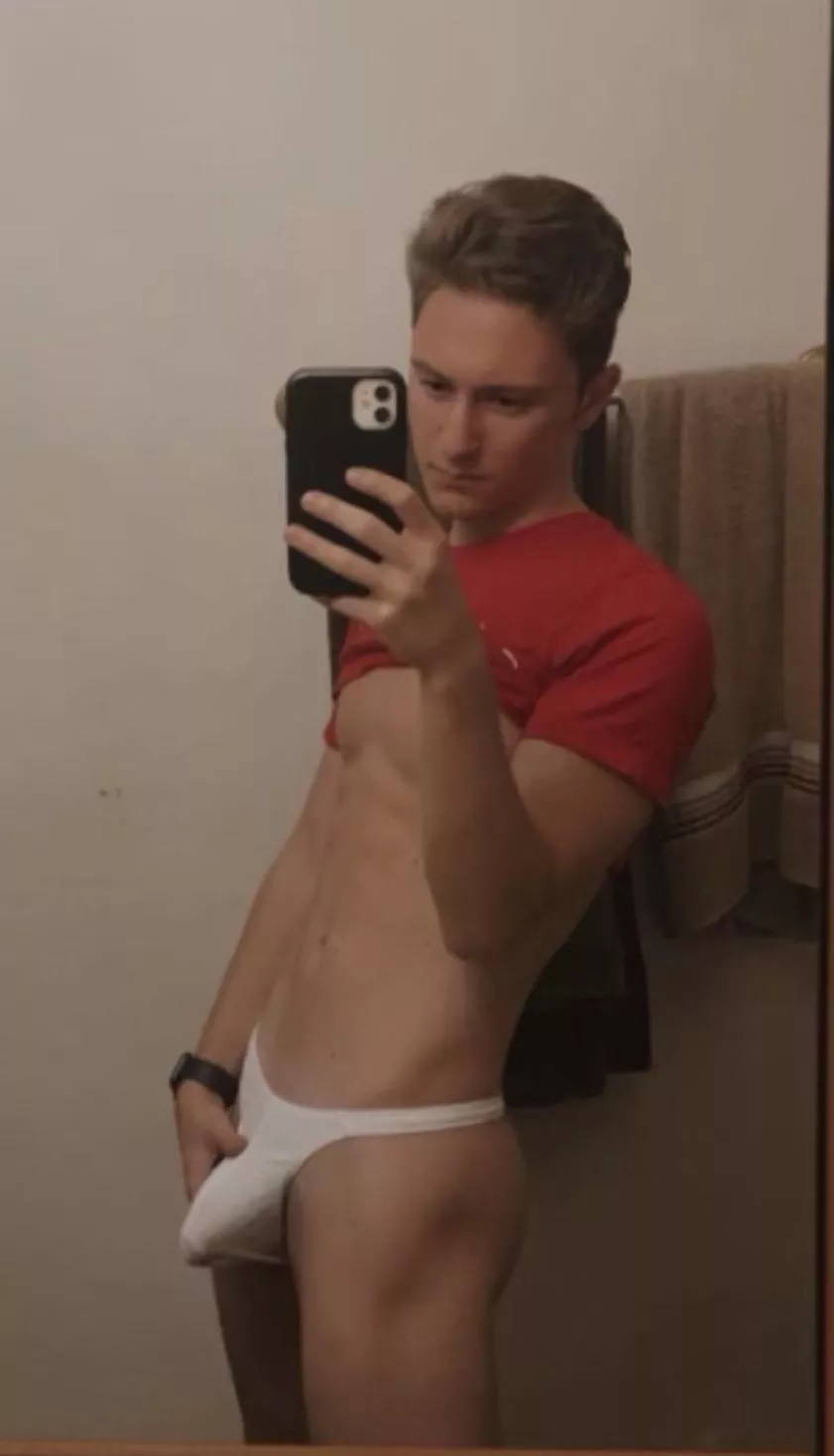 I’ve been so horny all day. Anyone willing to help me out? 😈 posted by AustinBradyXXX