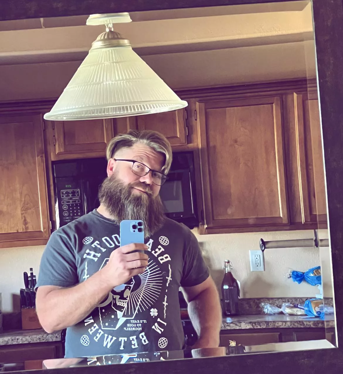 I’ve been through it the last few months. A ton of life changes, but I’m still here 🤗 Hope all is well on this beautiful Sunday. posted by Zaofan