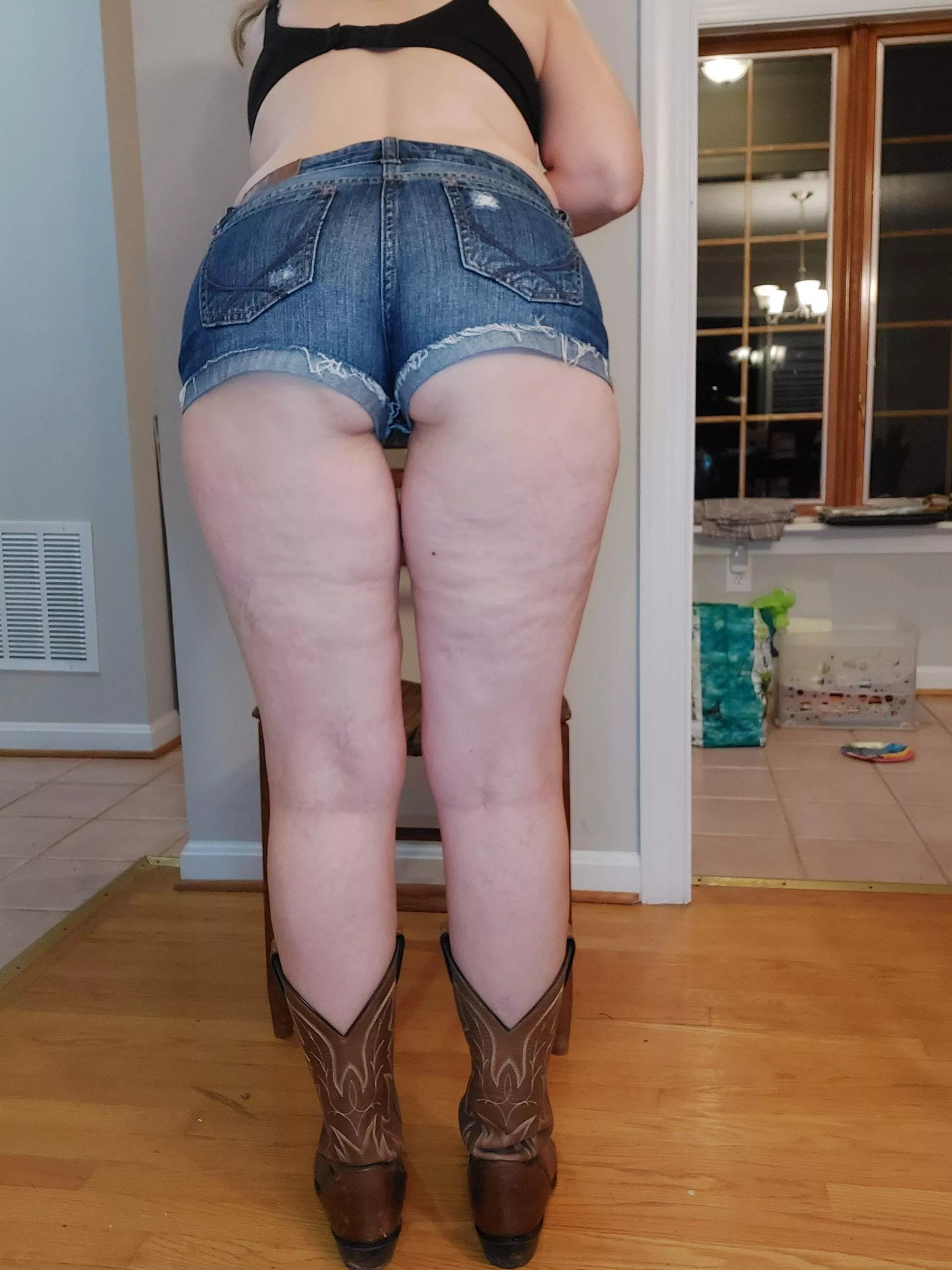 I've been told by a now ex-husband that the boots and dukes look doesn't suit me because of how my legs look in them. That's one reason why he's my ex husband now because I've learned some guys enjoy this look! posted by msjanejenkins
