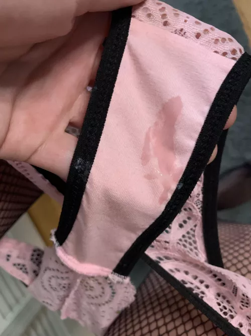 I’ve been told I taste sweet like pineapples💦😜 by savannahxstorm