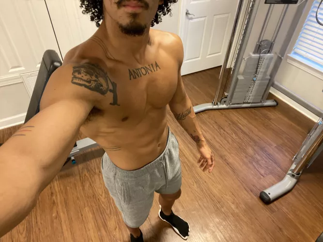 I’ve got more, but I’d have to wear less. 😏 by yungfredolilpasta