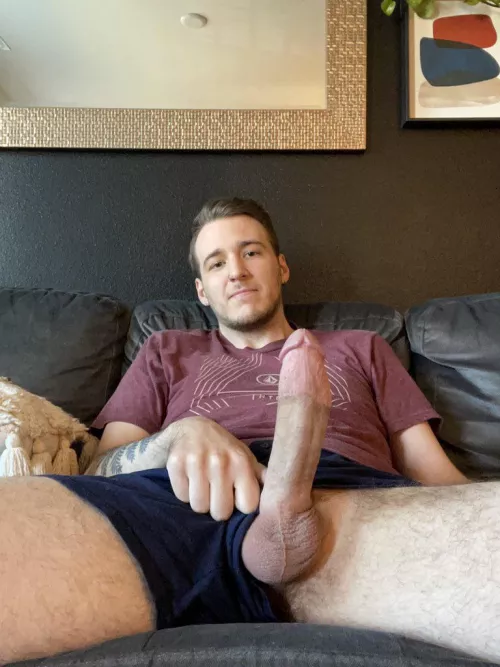 I’ve never been with a guy but why am i hard by MasterTest87