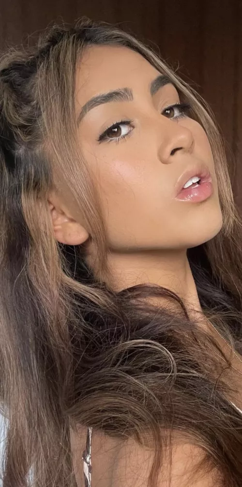 I’ve never done it but I’d love to give a blowjob. by SissysFirstTime