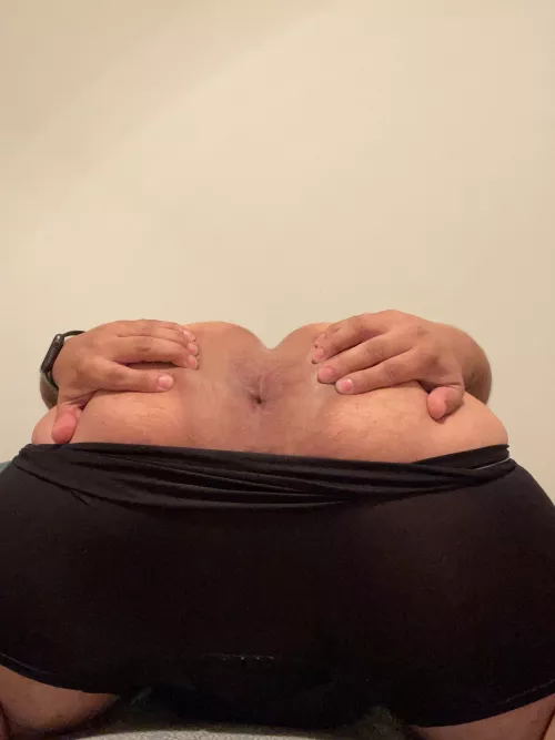 I’ve never taken a dick or anything inside me. I think my hole is too little and tight. Thoughts? by JR83DC