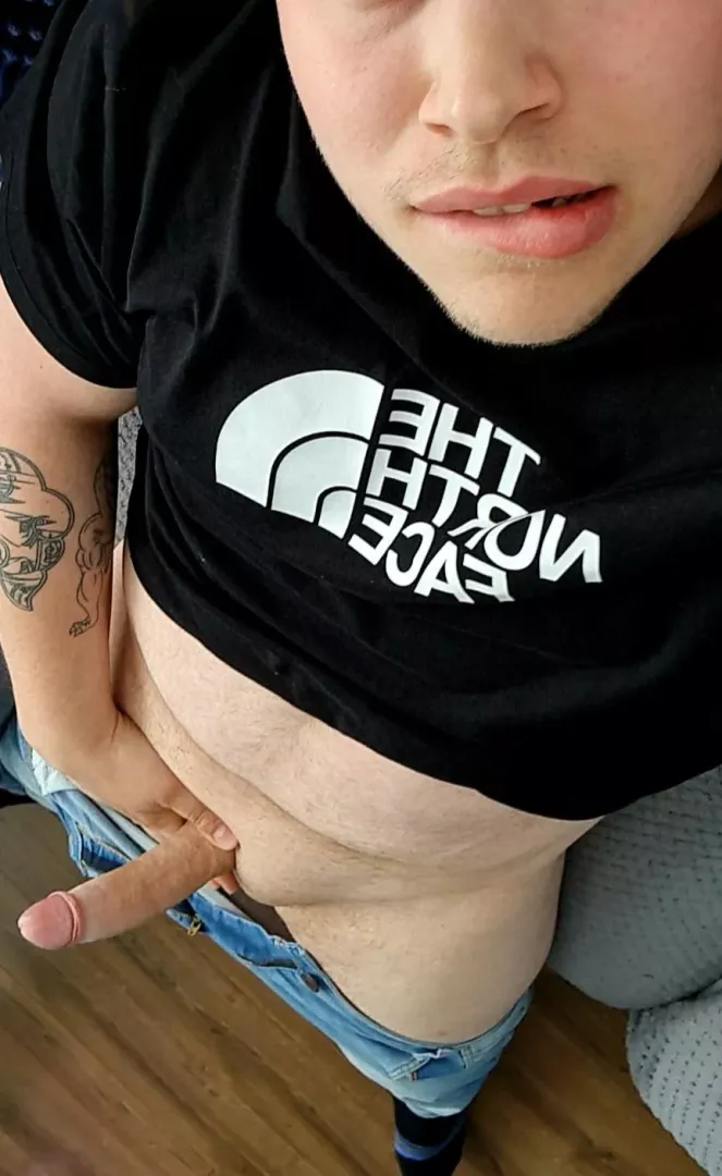 I've not cum in days someone want to help me?? [M29] posted by MrRando92