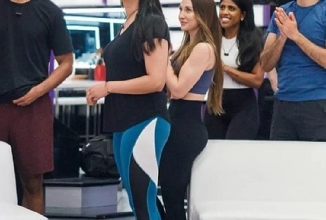 Jacey-Lynne's ass eating a chair posted by TBayBat