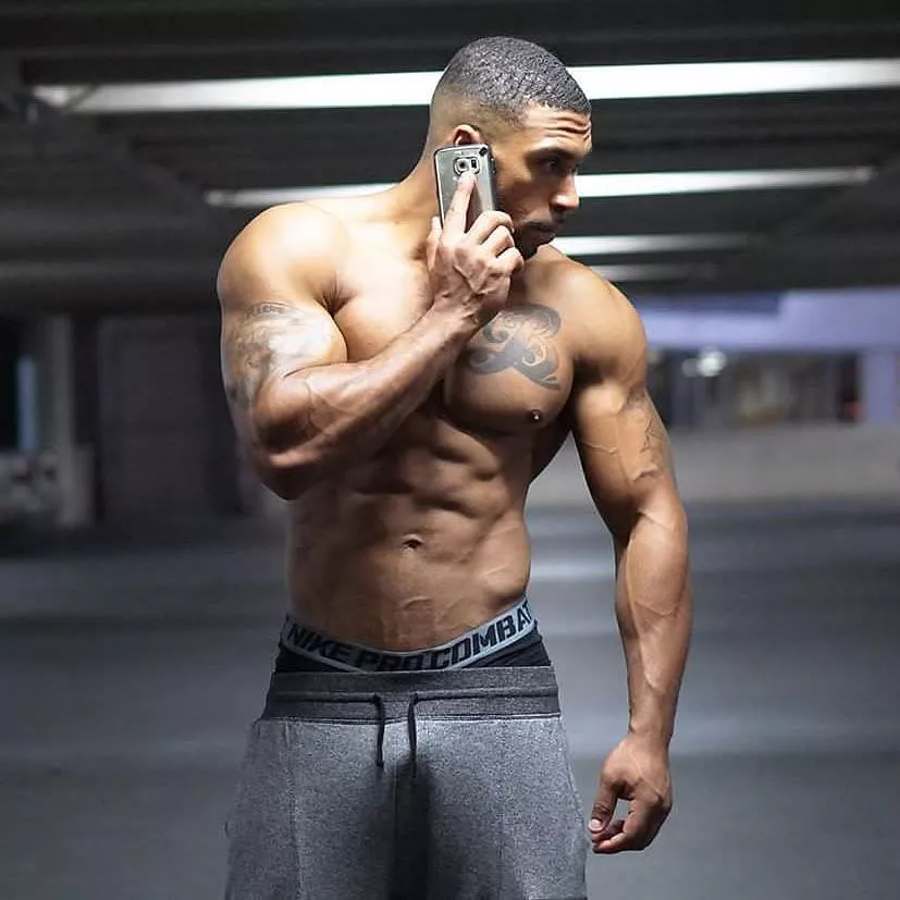 Jacob Sumana (@JacobSumana) posted by RGuysInSweatpants